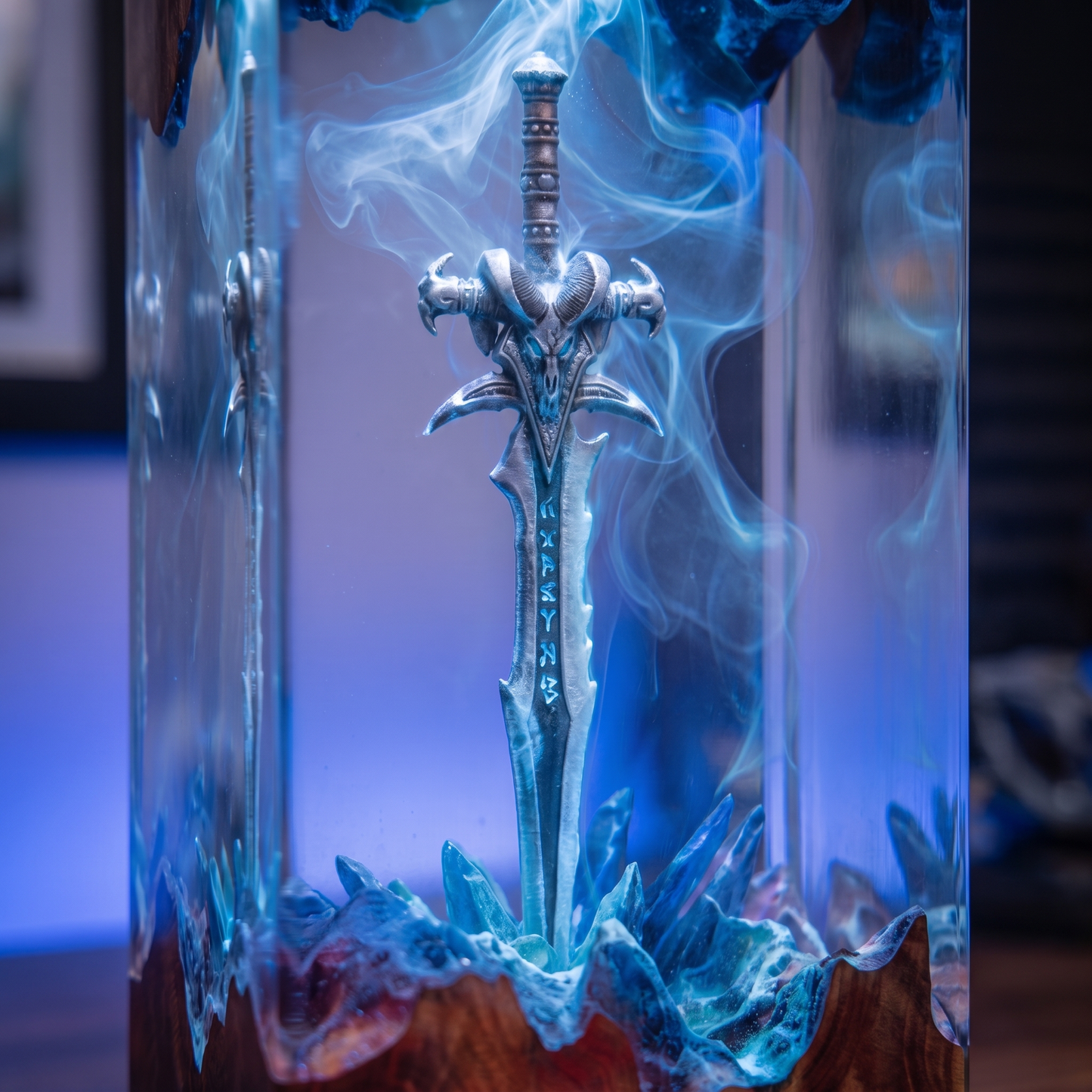 Handcrafted Resin Lamp ''King's Blade''™ Pre-Order (1 MONTH)